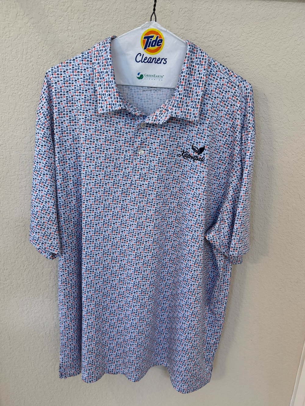 Men’s Blue Patterned Short-Sleeve Polo with Kaanapali logo. Size XL